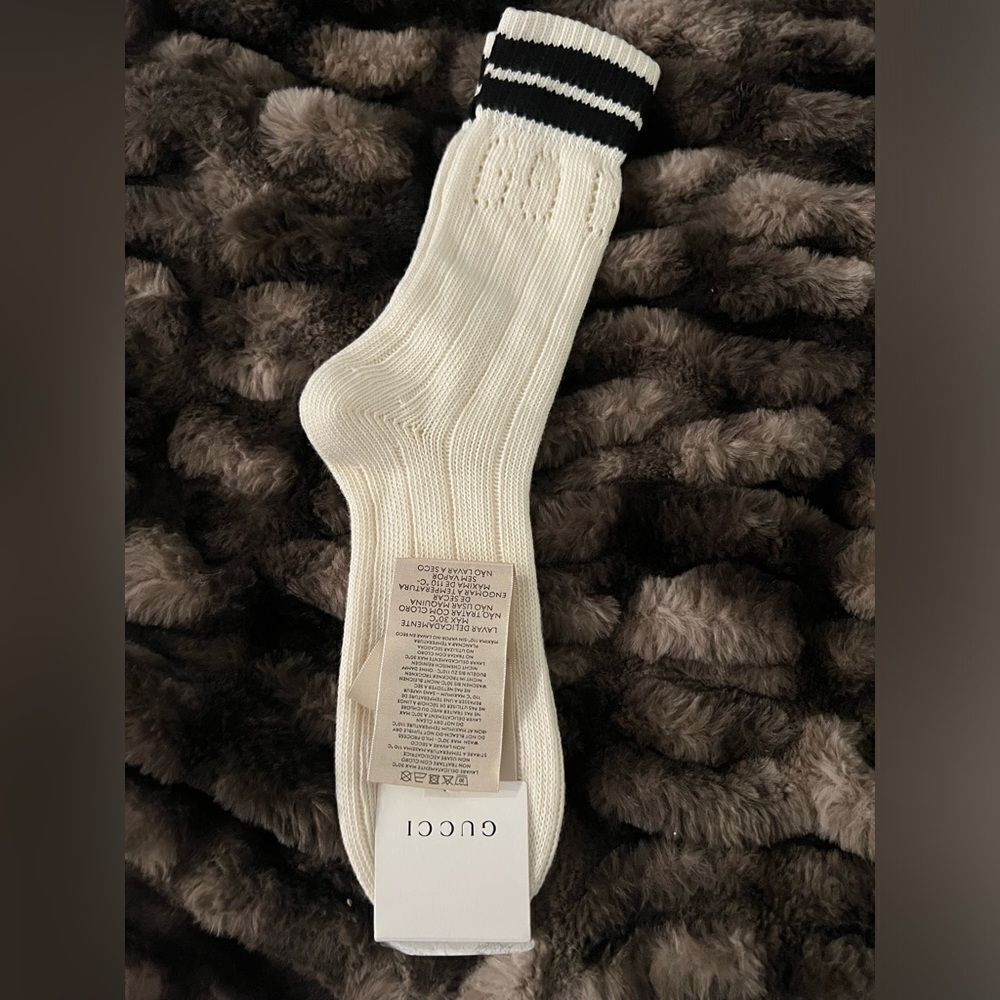Womens  fits size 6-10 shoe Gucci socks new with tags